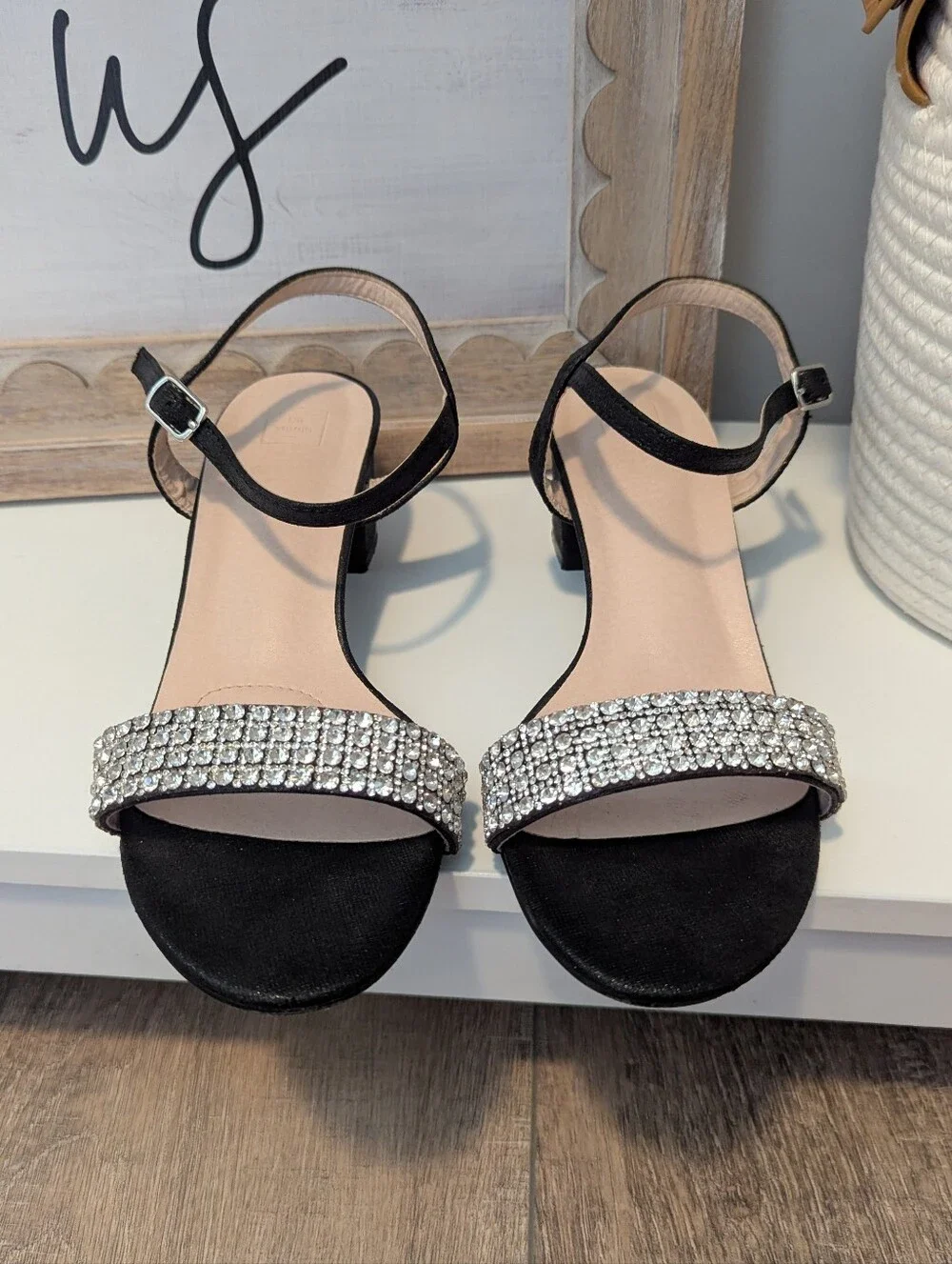 DB Studio Women's Black Silver Crystal Rhinestone Block Heels Sandals Size 9